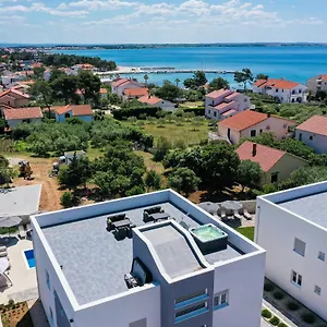 1oak 2 Apartament Vir